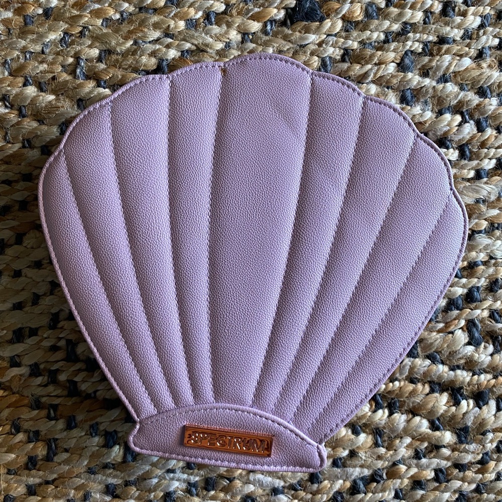 Spectrum mermaid clam shell make up brush case
